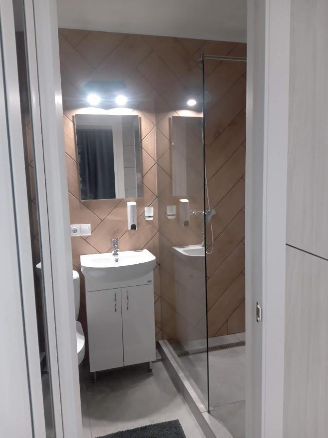 Pure Apartments Vip 4 Lviv Luaran gambar